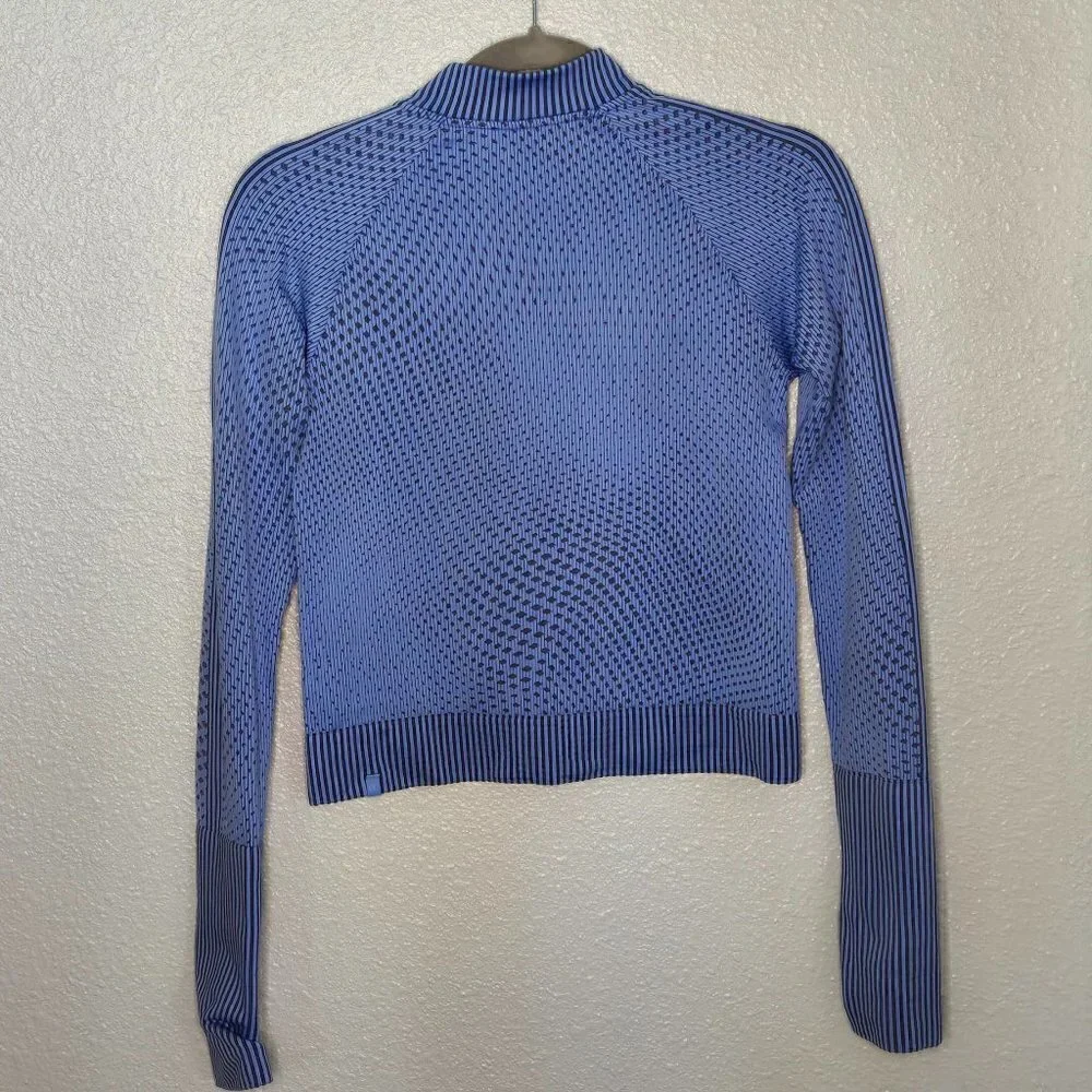 Lululemon Rest Less Cropped Half-Zip - 6